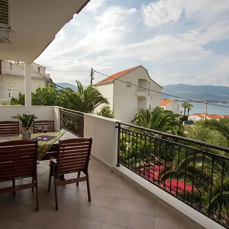 Apartment Modern In Slatine With Terrace *