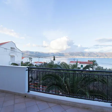 Modern In Slatine With Terrace Apartment *