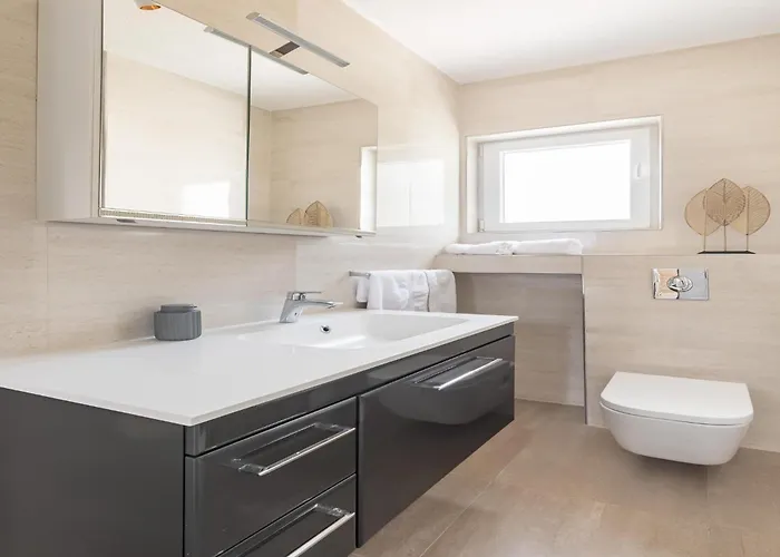 Modern In Slatine With Terrace Apartment Trogir