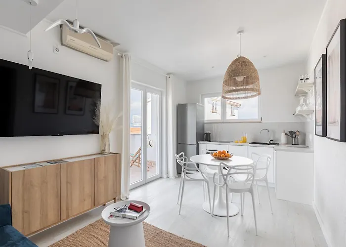 Apartment Modern In Slatine With Terrace Trogir