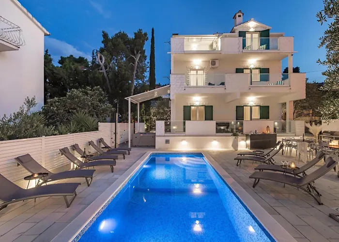 Modern In Slatine With Terrace Apartman Trogir